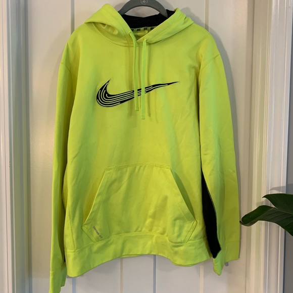 Nike | Shirts | 425 Neon Yellow Nike 